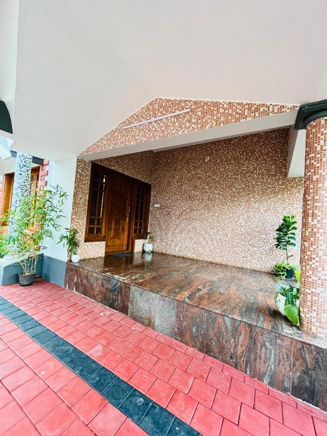 Spacious 3-Bedroom Private Villa In Mangalore - Ideal Getaway For Family And Friends מראה חיצוני תמונה