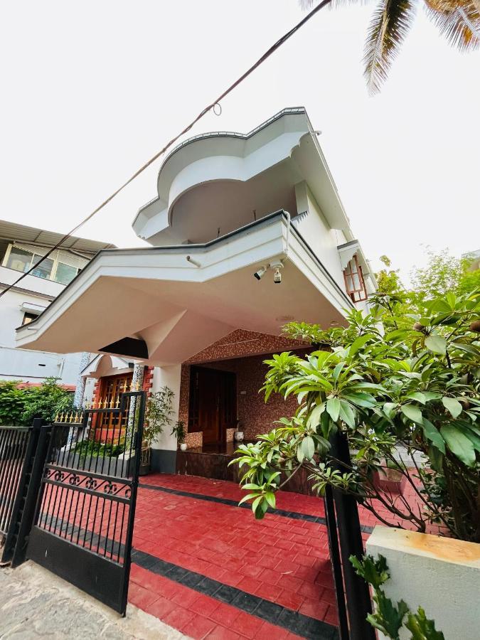 Spacious 3-Bedroom Private Villa In Mangalore - Ideal Getaway For Family And Friends מראה חיצוני תמונה