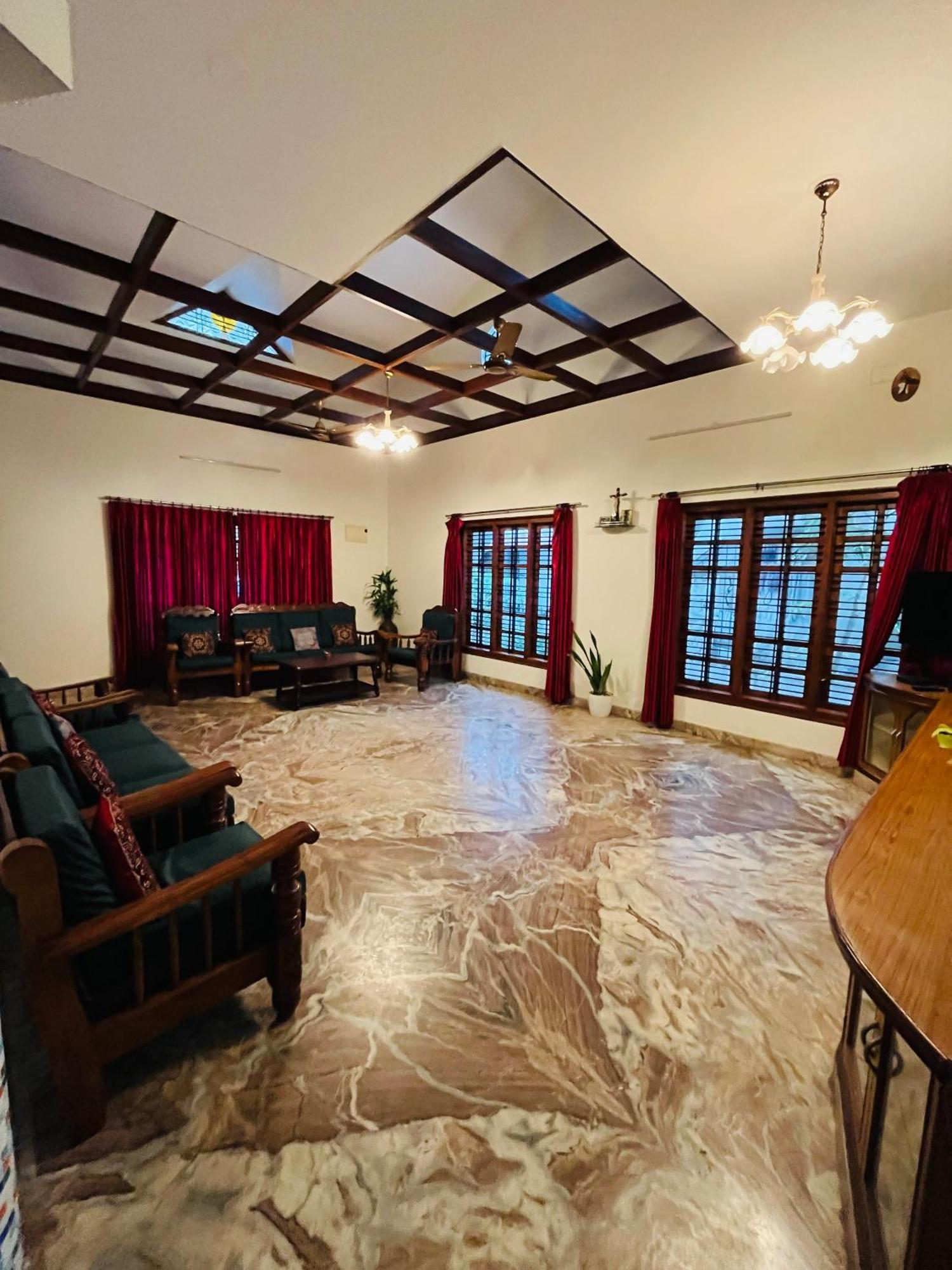 Spacious 3-Bedroom Private Villa In Mangalore - Ideal Getaway For Family And Friends מראה חיצוני תמונה