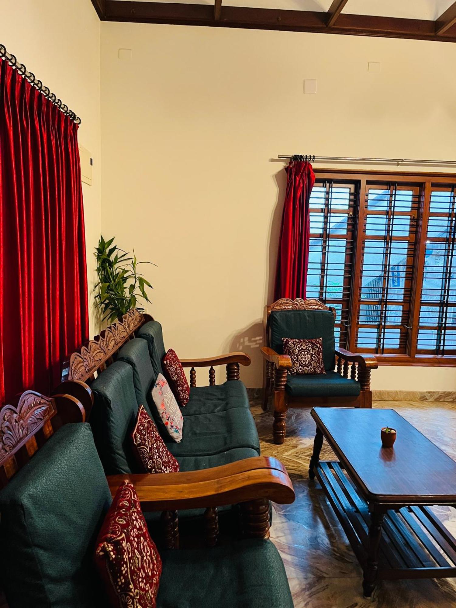 Spacious 3-Bedroom Private Villa In Mangalore - Ideal Getaway For Family And Friends מראה חיצוני תמונה