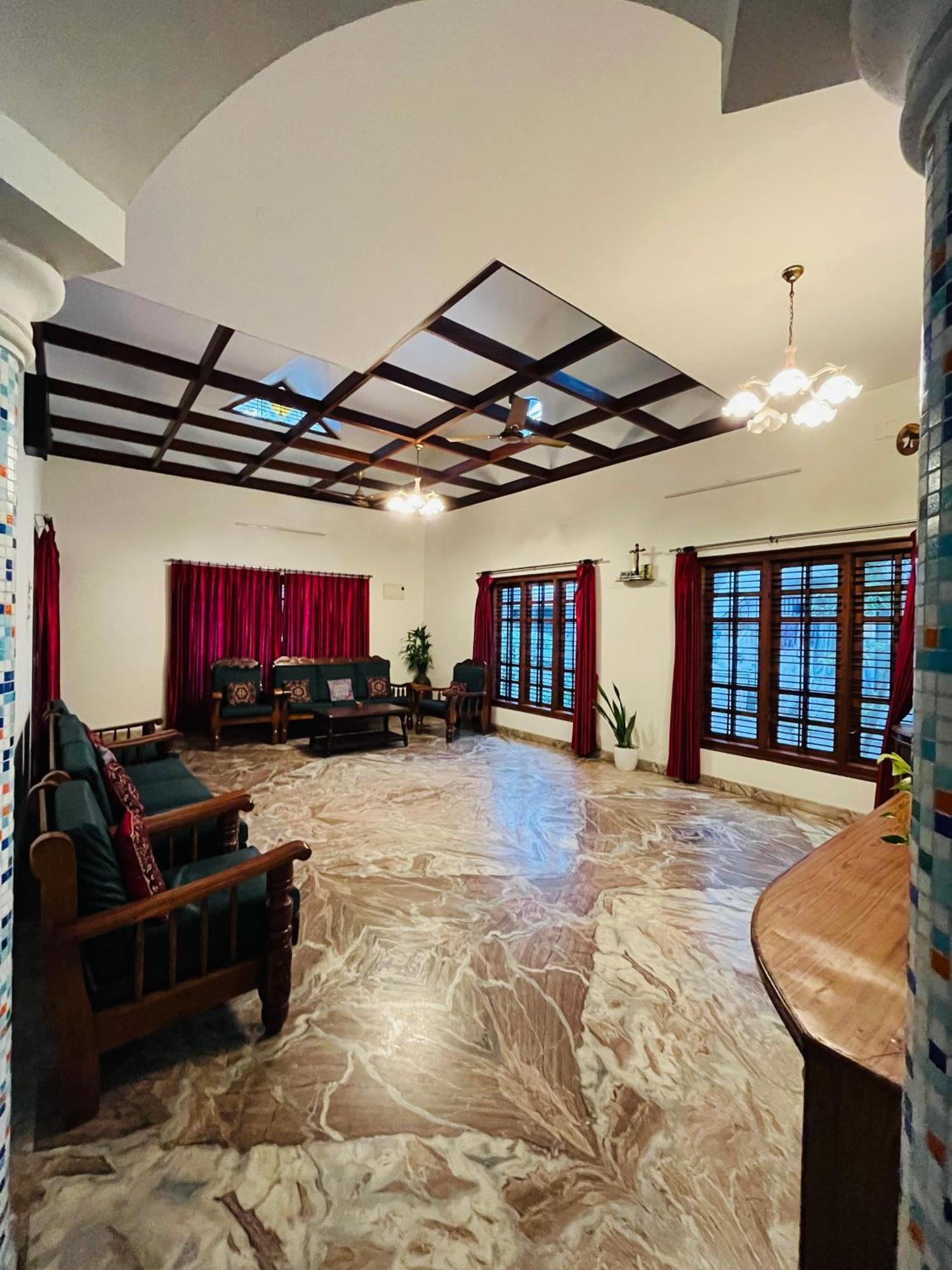 Spacious 3-Bedroom Private Villa In Mangalore - Ideal Getaway For Family And Friends מראה חיצוני תמונה