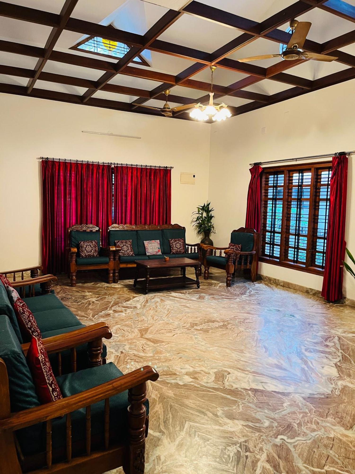 Spacious 3-Bedroom Private Villa In Mangalore - Ideal Getaway For Family And Friends מראה חיצוני תמונה